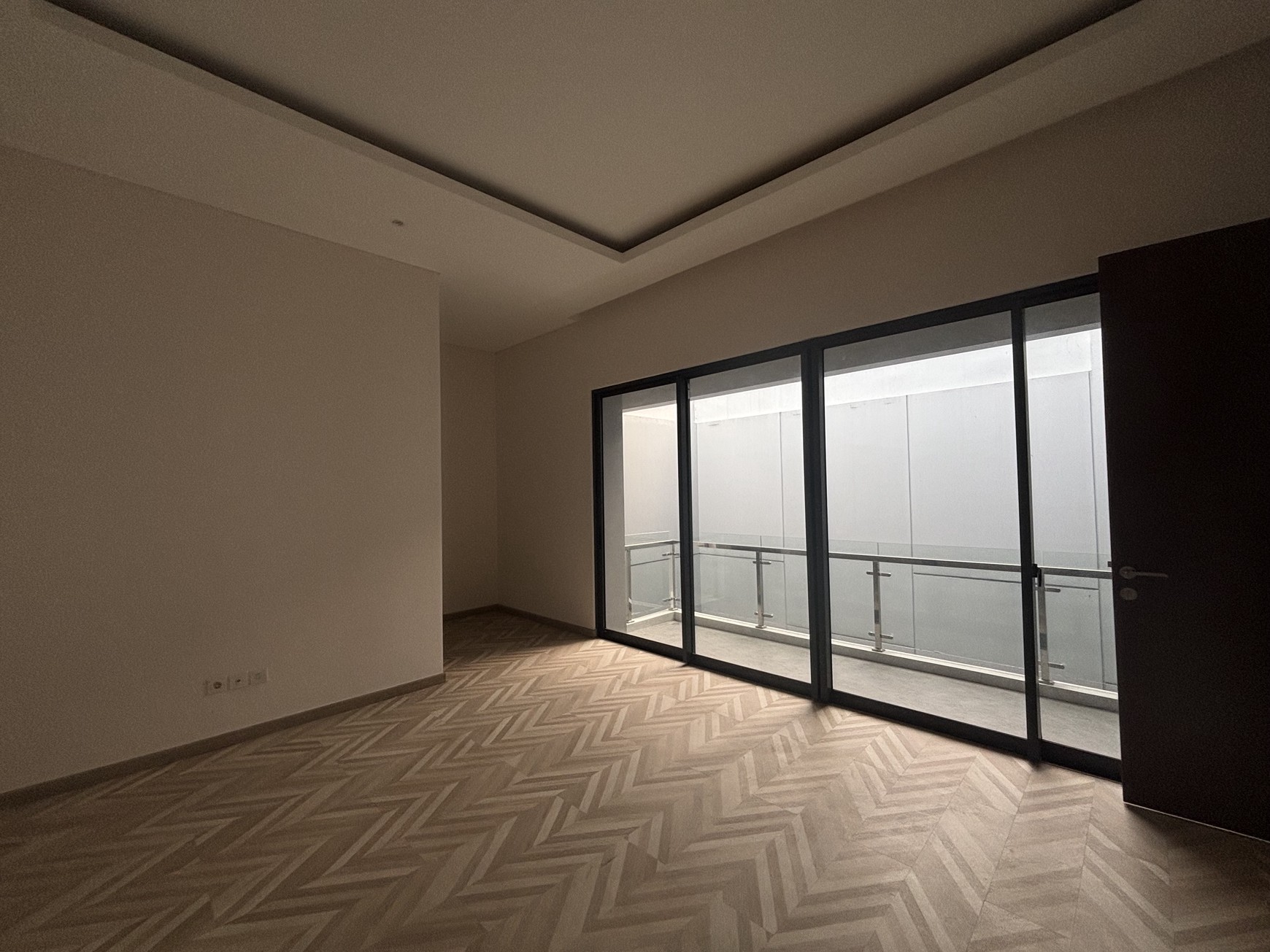 Best Deal. Jarang Ada! Rumah Atherton 3 Lantai di Kota Wisata 