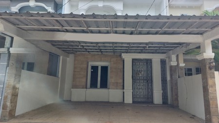 Rumah Siap Huni di Raffless Hills, Cibubur