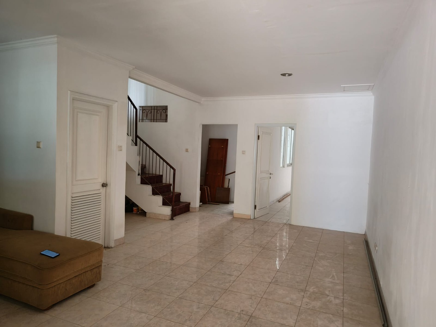 Rumah Siap Huni di Raffless Hills, Cibubur