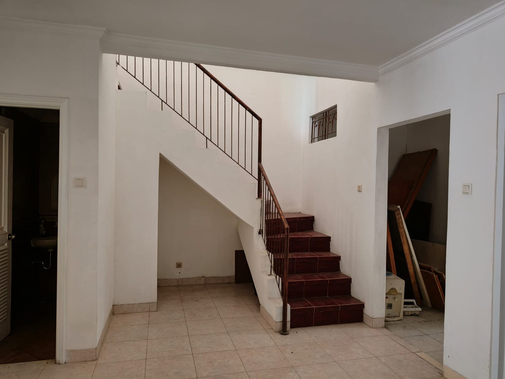 Rumah Siap Huni di Raffless Hills, Cibubur