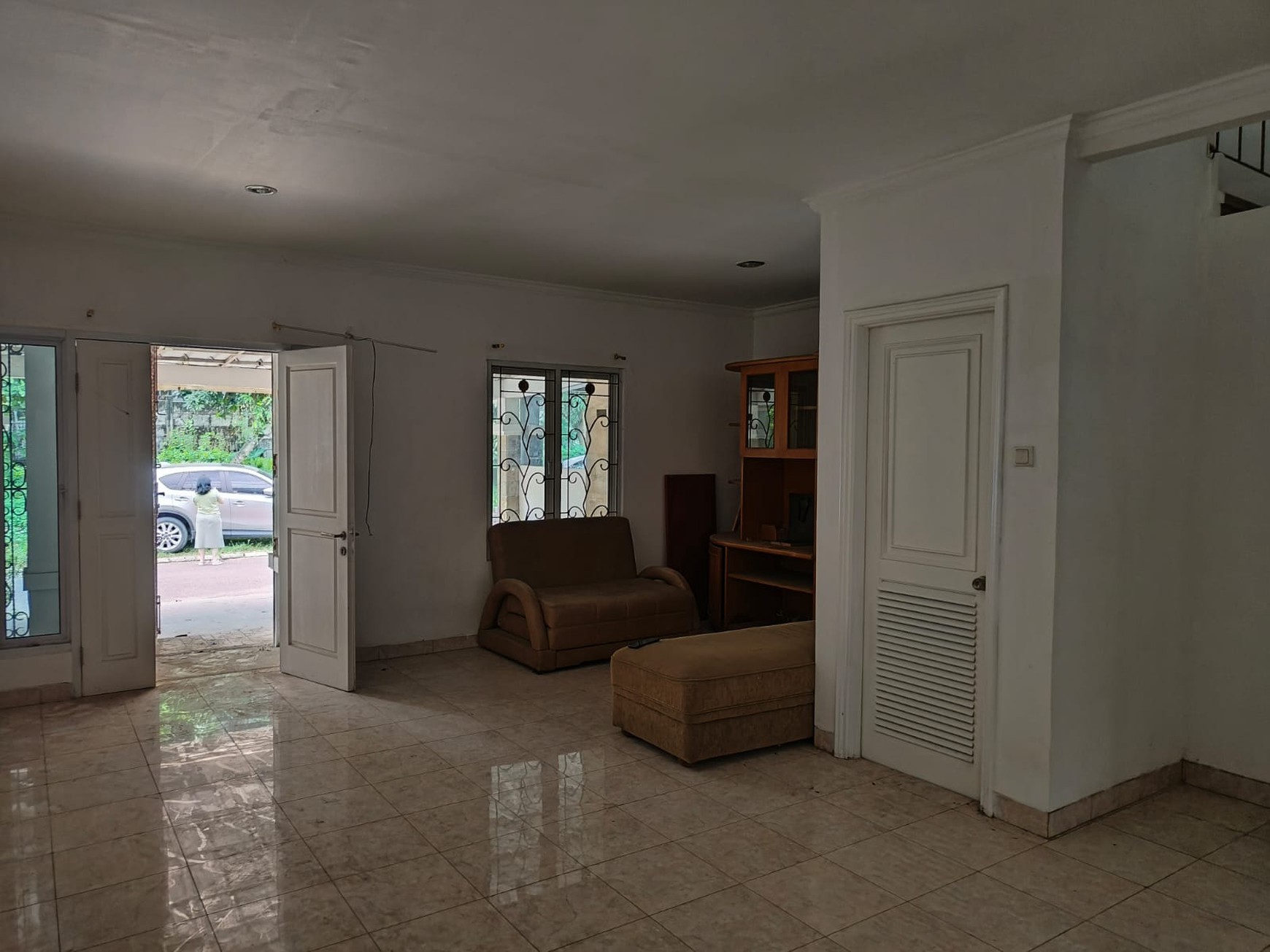 Rumah Siap Huni di Raffless Hills, Cibubur