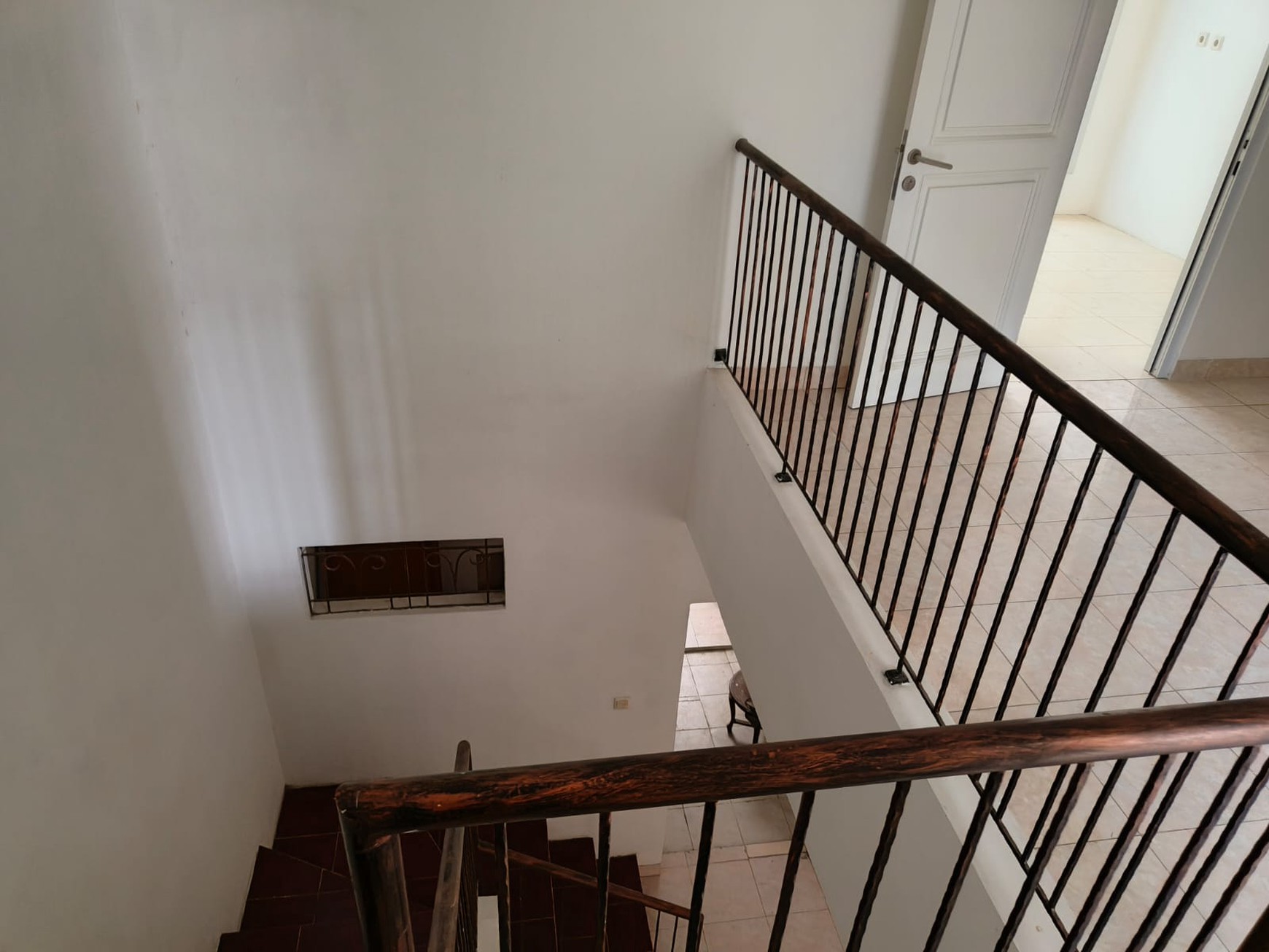 Rumah Siap Huni di Raffless Hills, Cibubur