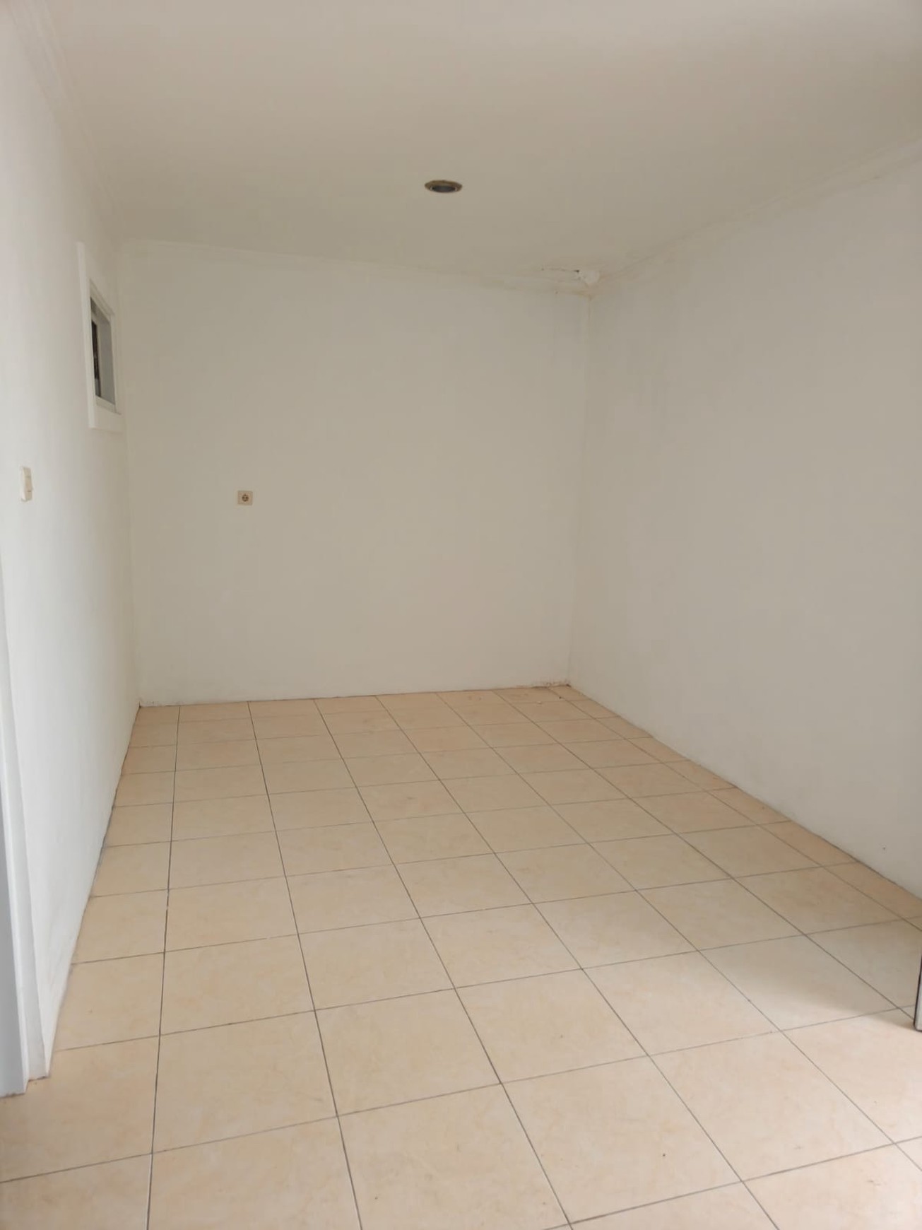 Rumah Siap Huni di Raffless Hills, Cibubur