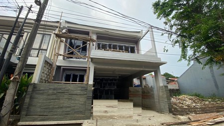 Rumah BrandÃ¢&euro;'new & Siap Huni Di Jombang Ciputat