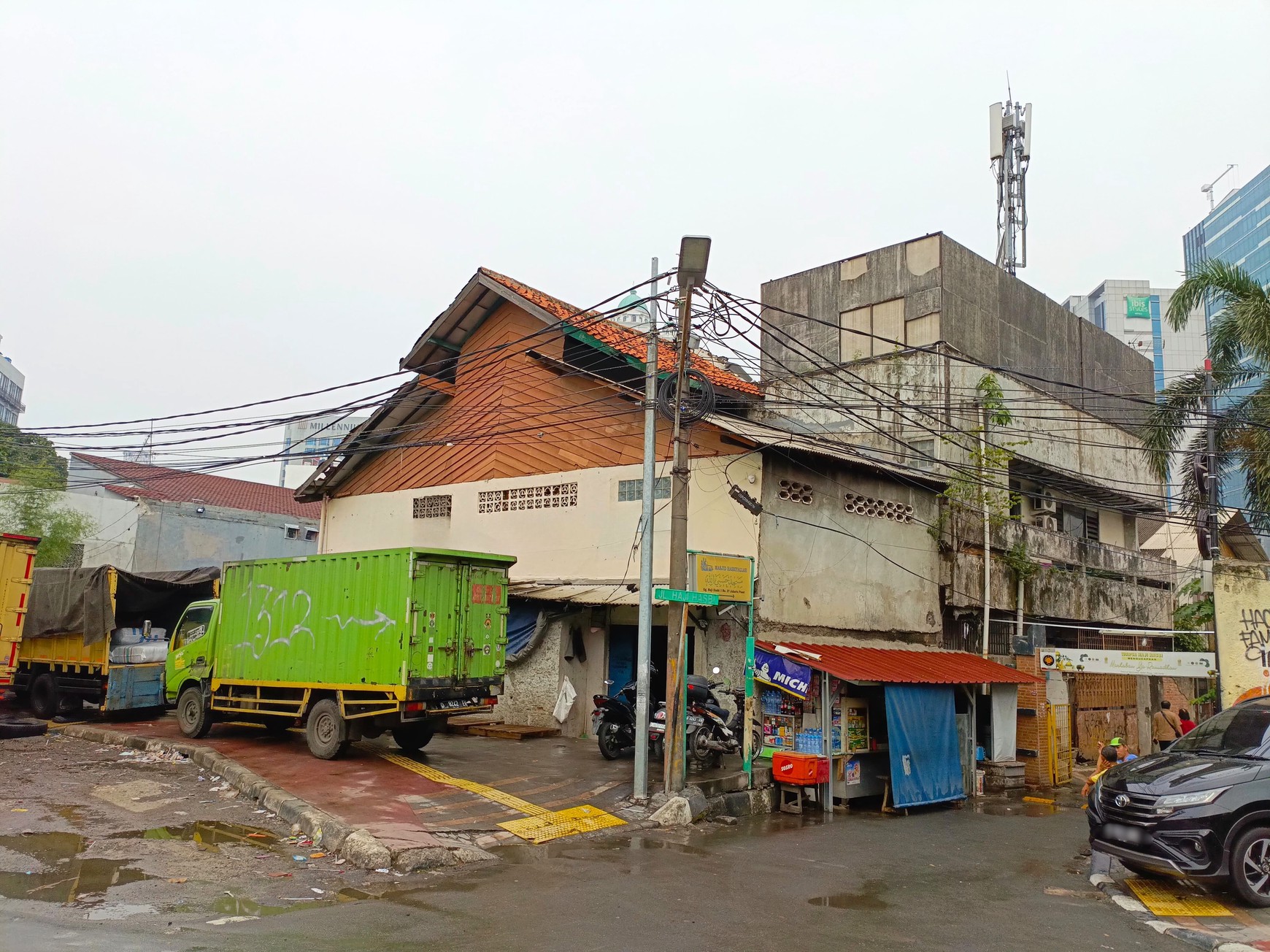Rumah Lama Hoek Hitung Tanah di Jatibaru Raya, Tanah Abang