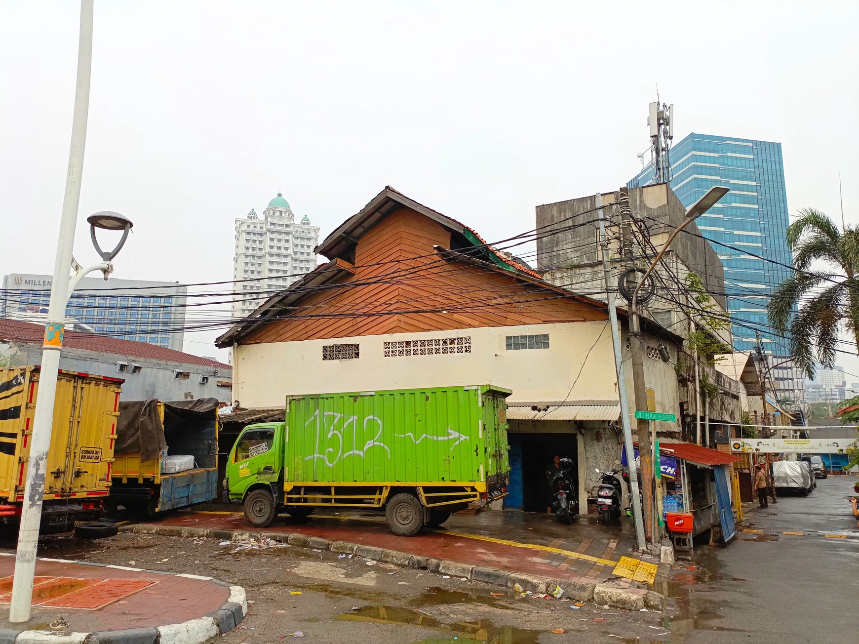 Rumah Lama Hoek Hitung Tanah di Jatibaru Raya, Tanah Abang