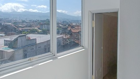 RUKO untuk Bisnis di lokasi yang Strategis, Dekat dengan Surapati Core, Suci, Padasuka, cocok untuk kantor, caffee