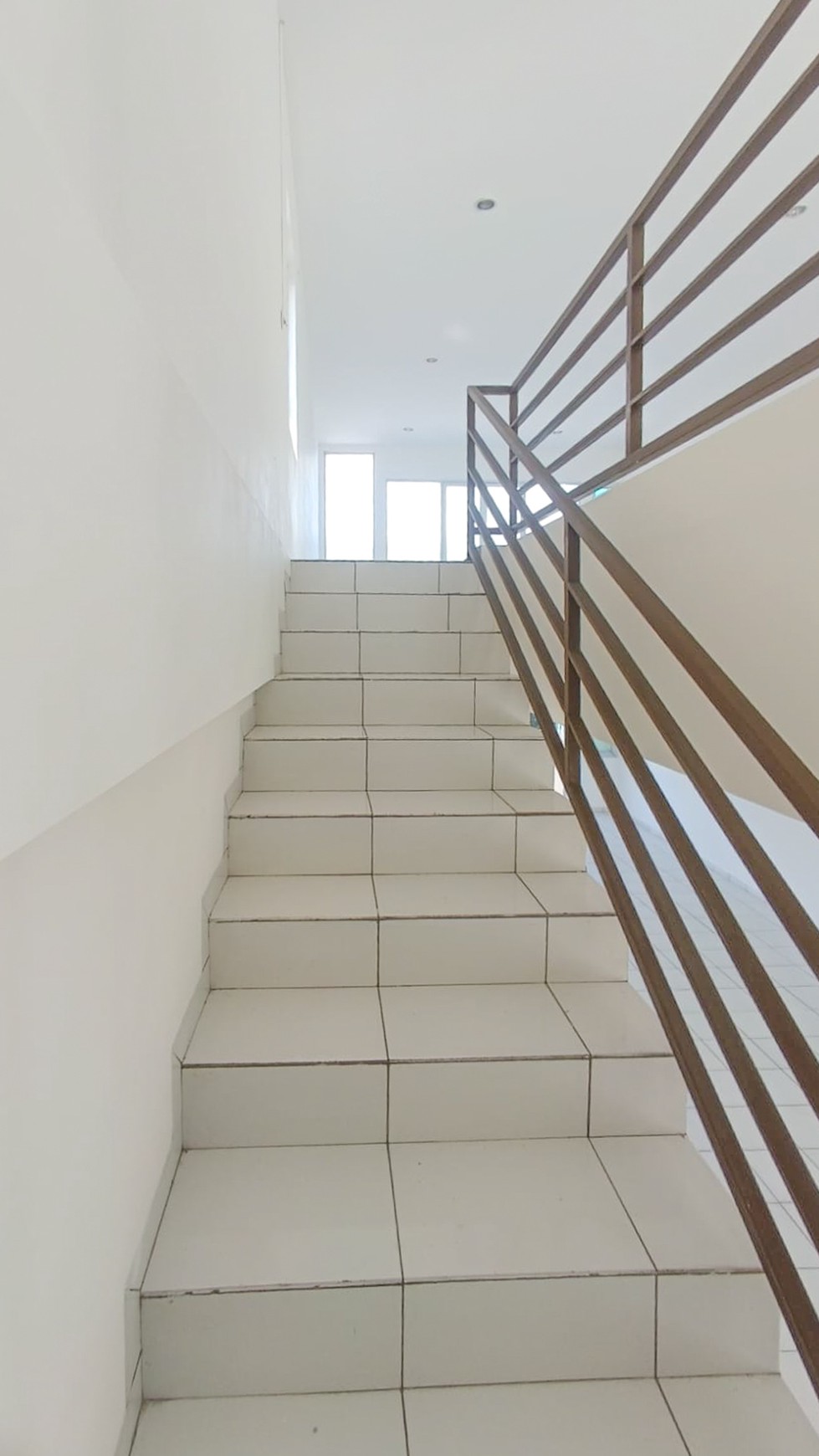 RUKO STRATEGIS, DEKAT SURAPATI CORE, SUCI, PADASUKA, COCOK CAFE, RESTO, KANTOR