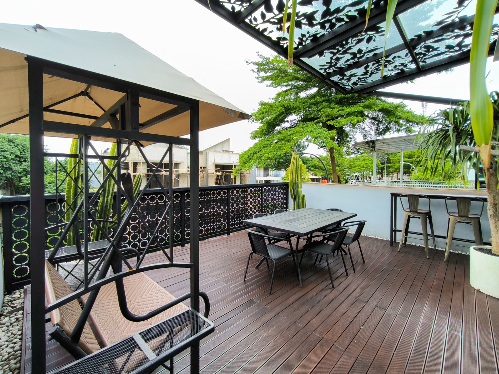 Dijual Cepat Rumah 2 lantai,mewah,dalam cluster di Bintaro Jaya 9
