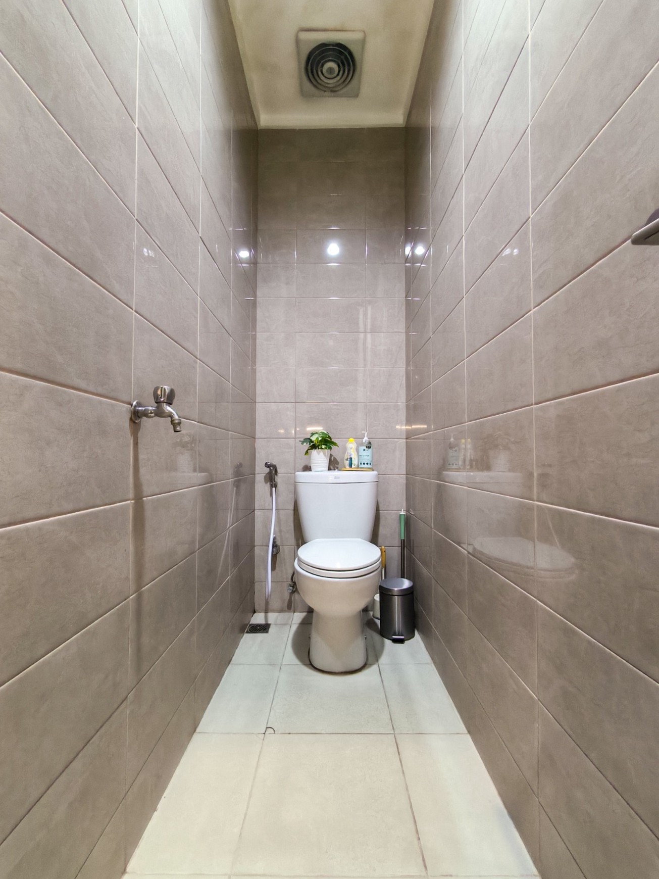 Dijual Cepat Rumah 2 lantai,mewah,dalam cluster di Bintaro Jaya 9