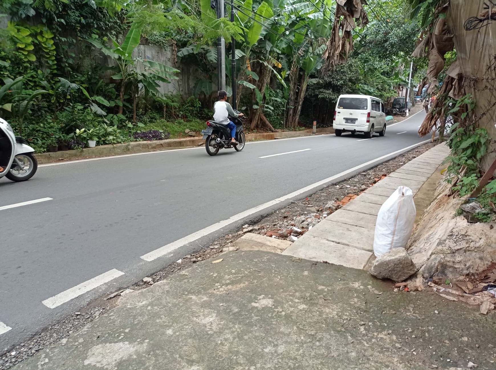 Ragunan dekat paso tanah luas 1000 harga cantik