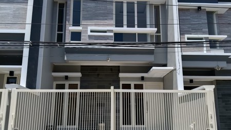 Dijual Rumah 2 lantai di Jemur Wonosari Surabaya