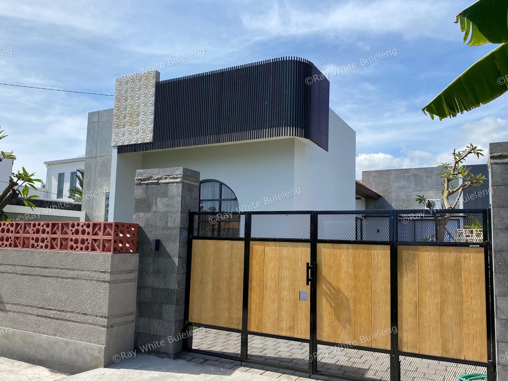 New Beautiful Rice Field Villa for Sale at Lovina