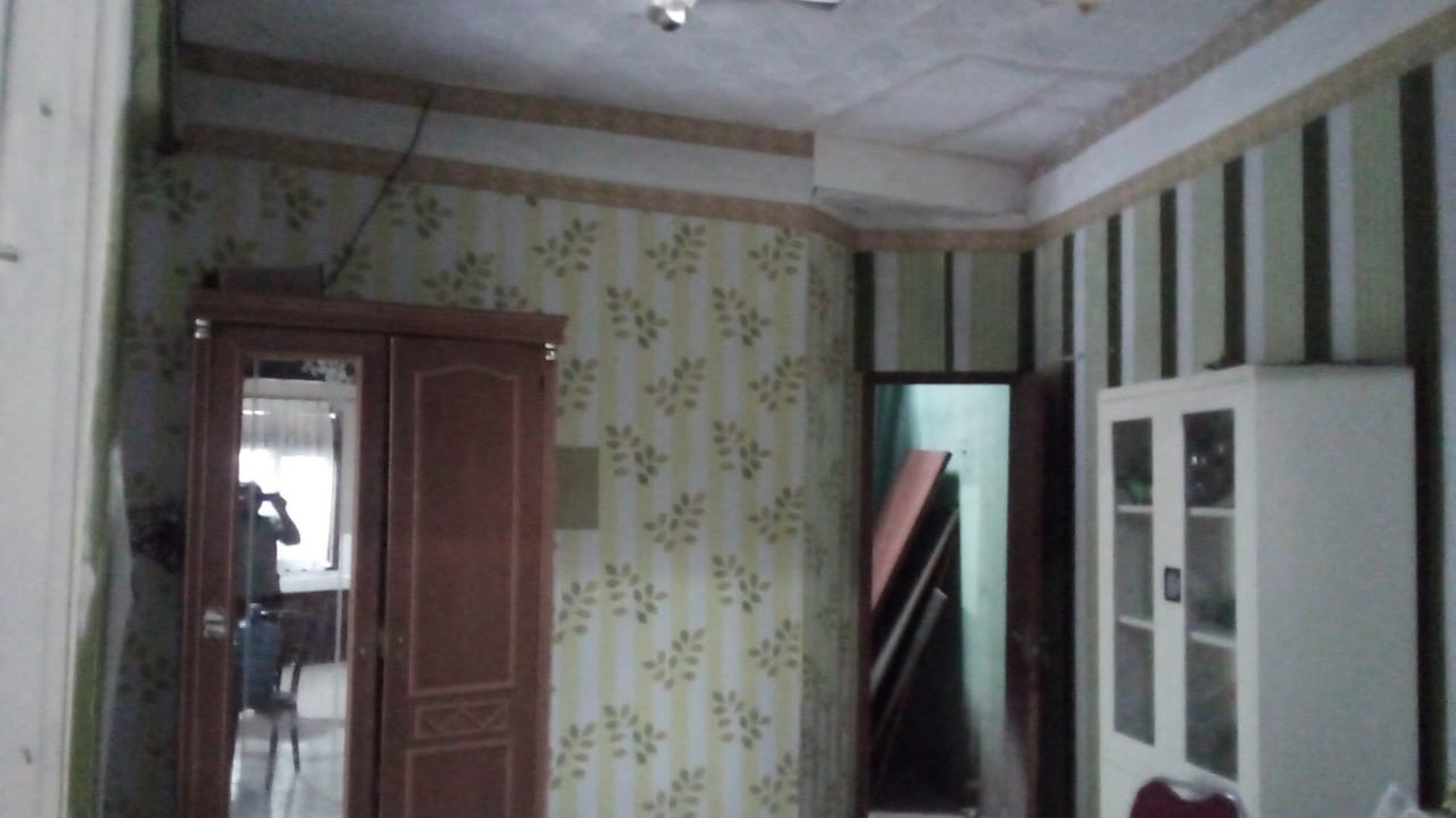 Kawaluyaan taman rafflesia luas 134 rumah hoek 1 lantai