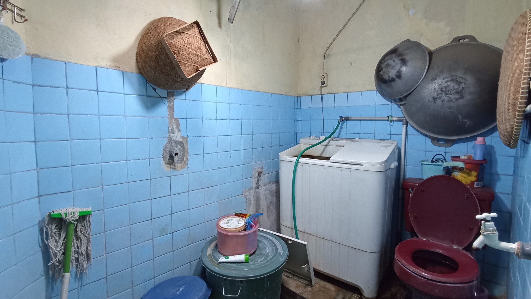 Rumah di Tebet Timur dekat Ecopark, Stasiun Cawang dan MT Haryono