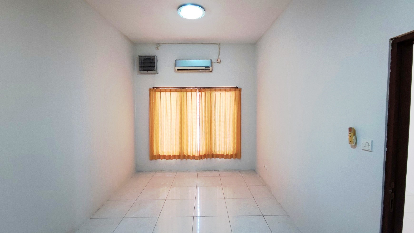 Rumah baru renovasi di Nusa Loka, BSD