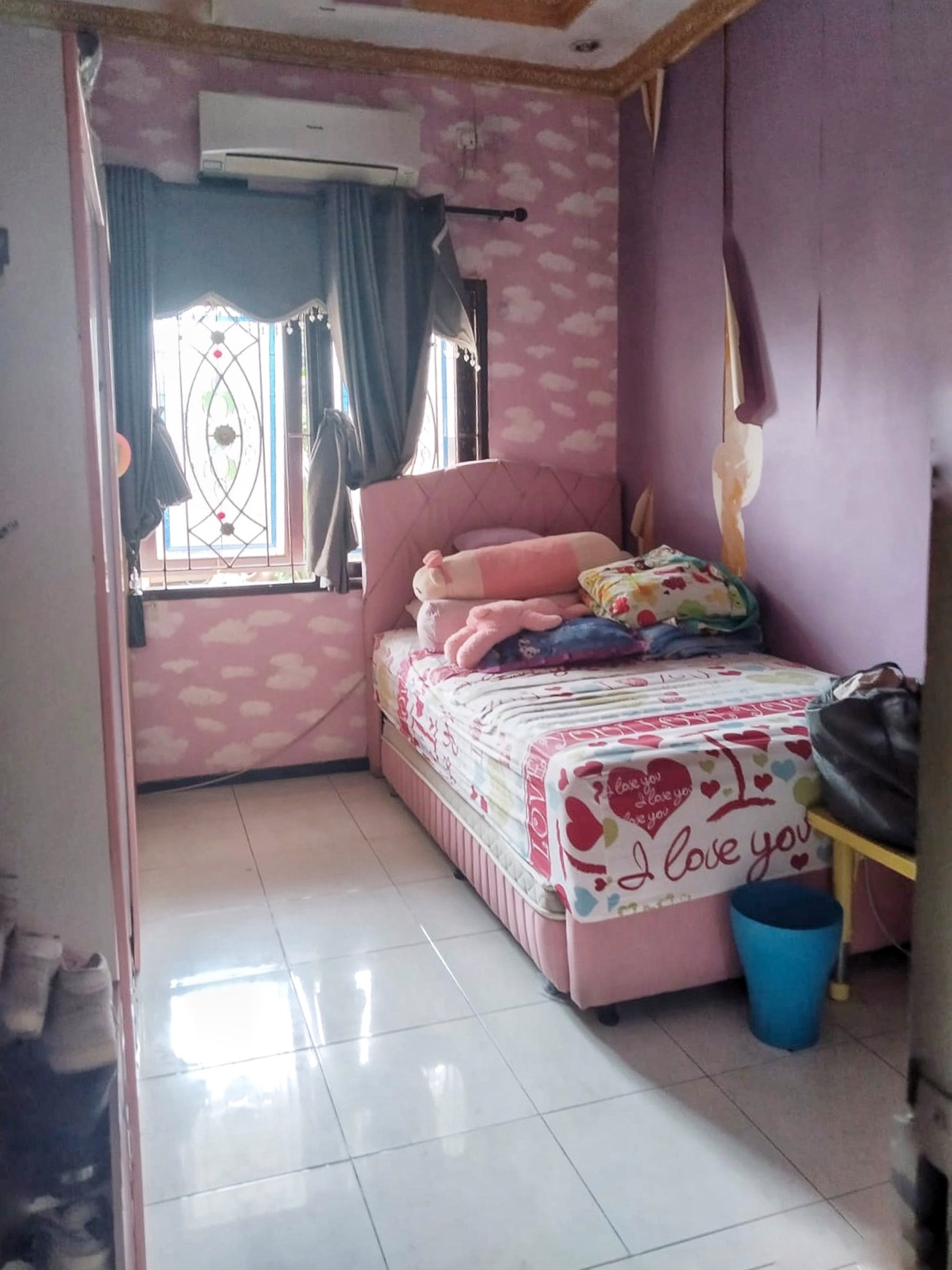 Rumah 264m&#xb2; Dijual di Deltasari Waru - Akses Cepat ke Bandara Juanda & Surabaya