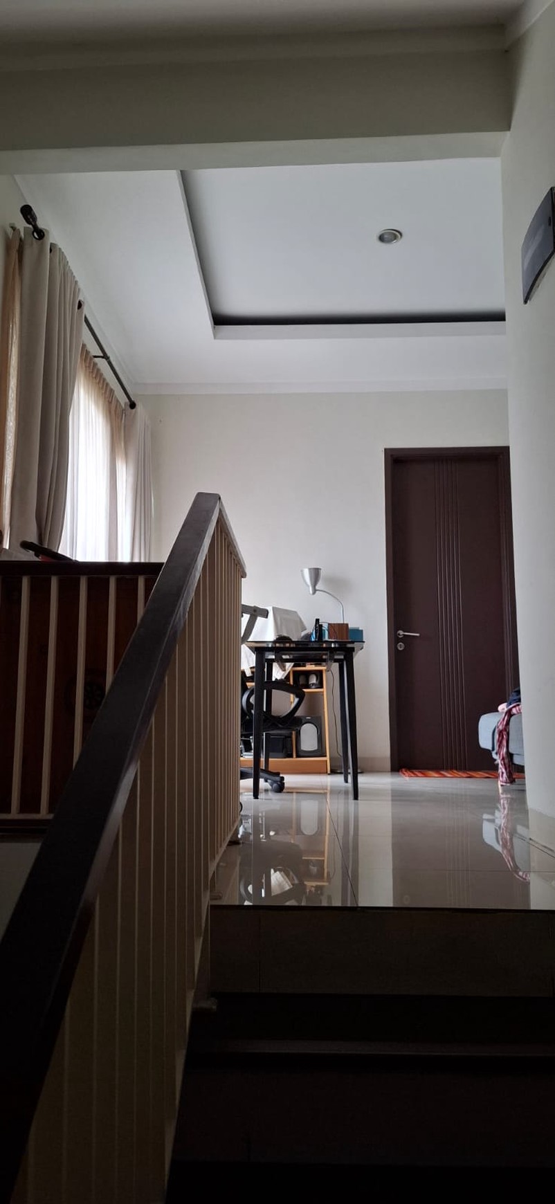 Rumah 2 lantai,nyaman,keamanan di Bintaro Jaya 7