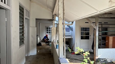 Dijual Rumah Heritage di Sayap Dago, Bandung