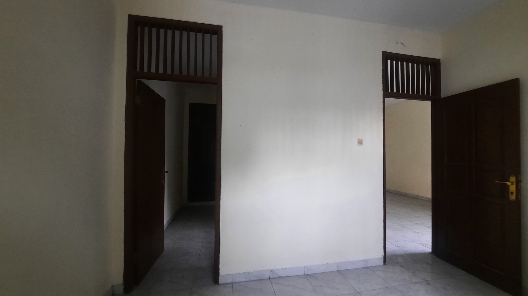 RUMAH SIAP HUNI DILOKASI STRATEGIS DI PERUMAHAN TAMAN SENTOSA, DEKAT DENGAN BERBAGAI FASILITAS PUBLIK