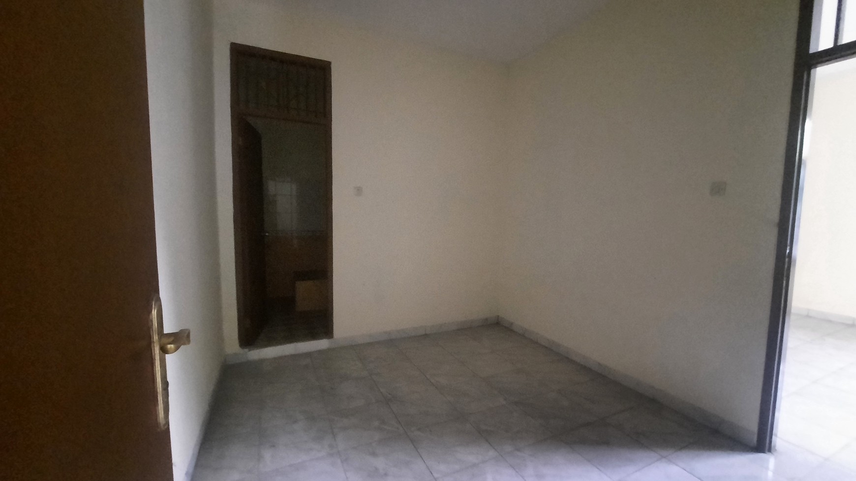 RUMAH SIAP HUNI DILOKASI STRATEGIS DI PERUMAHAN TAMAN SENTOSA, DEKAT DENGAN BERBAGAI FASILITAS PUBLIK