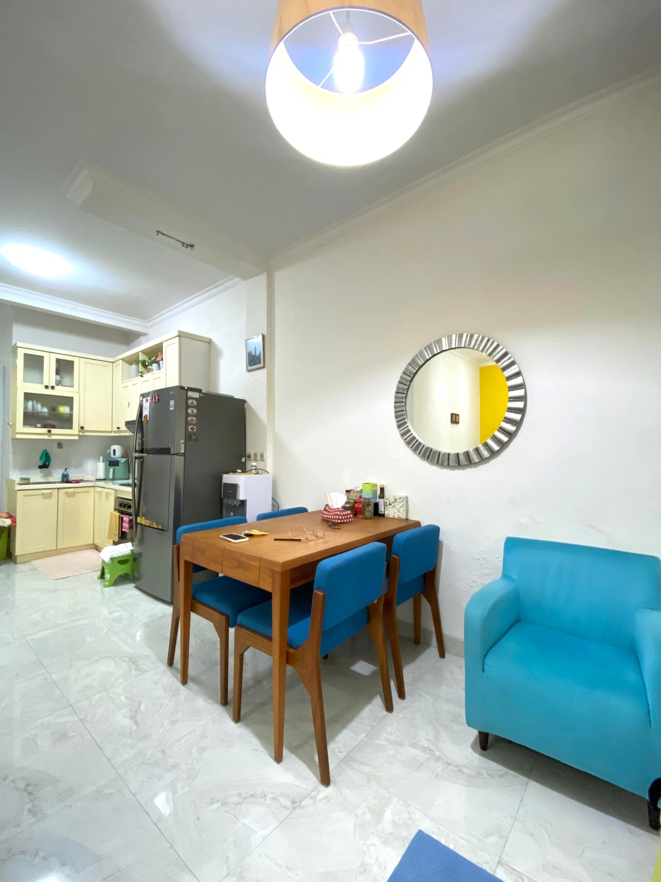 Serua Residence Rumah Siap Huni Semi Furnished Hadap Selatan One Gate System