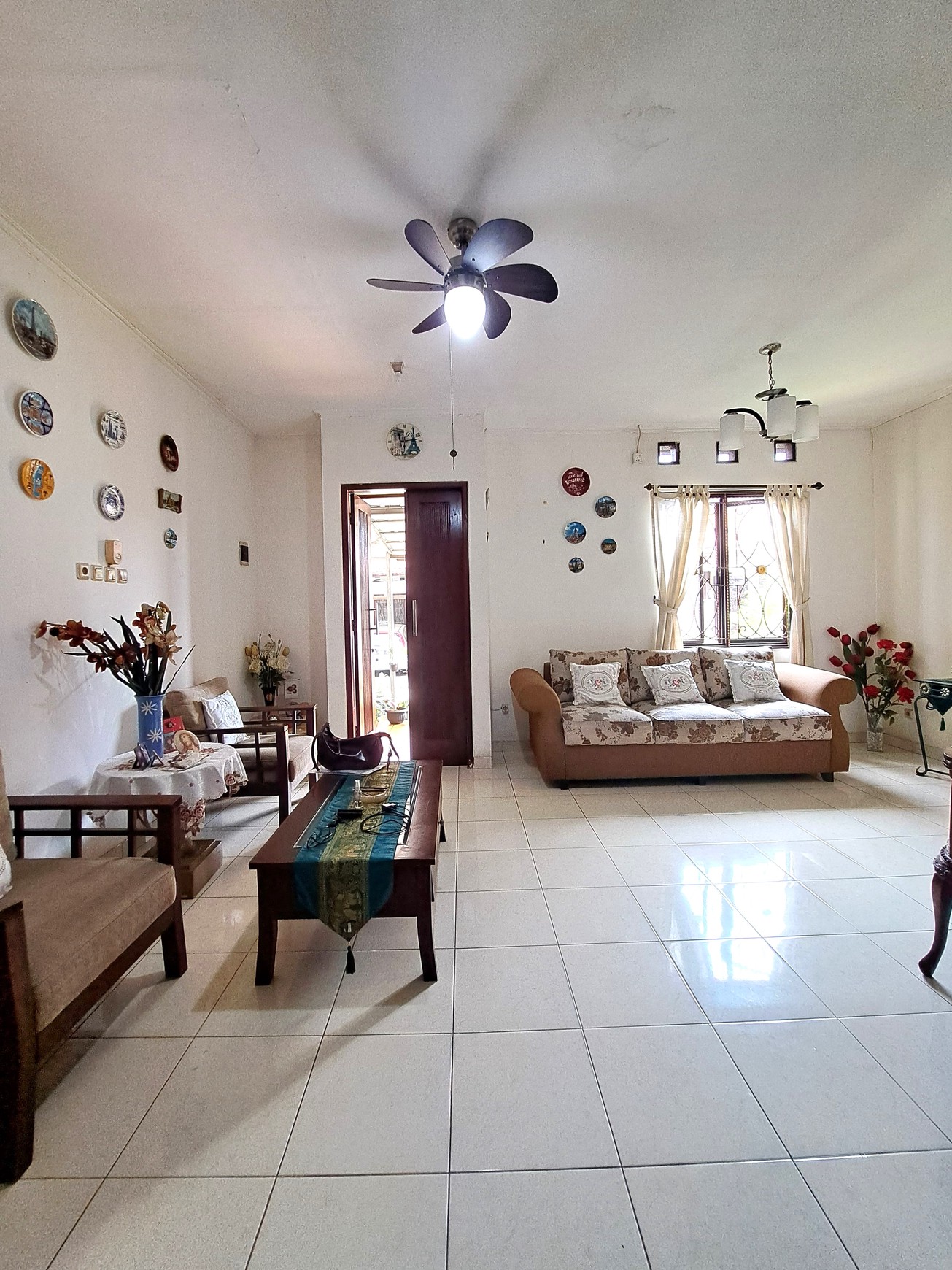 Rumah 2 Lantai di Sawangan Luas 147 m2 Harga Terjangkau 4 KT