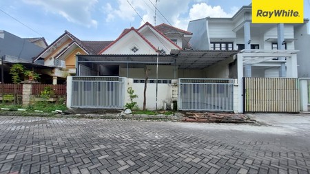 Dijual Rumah 2 lantai SHM di Pondok Mutiara Sidoarjo