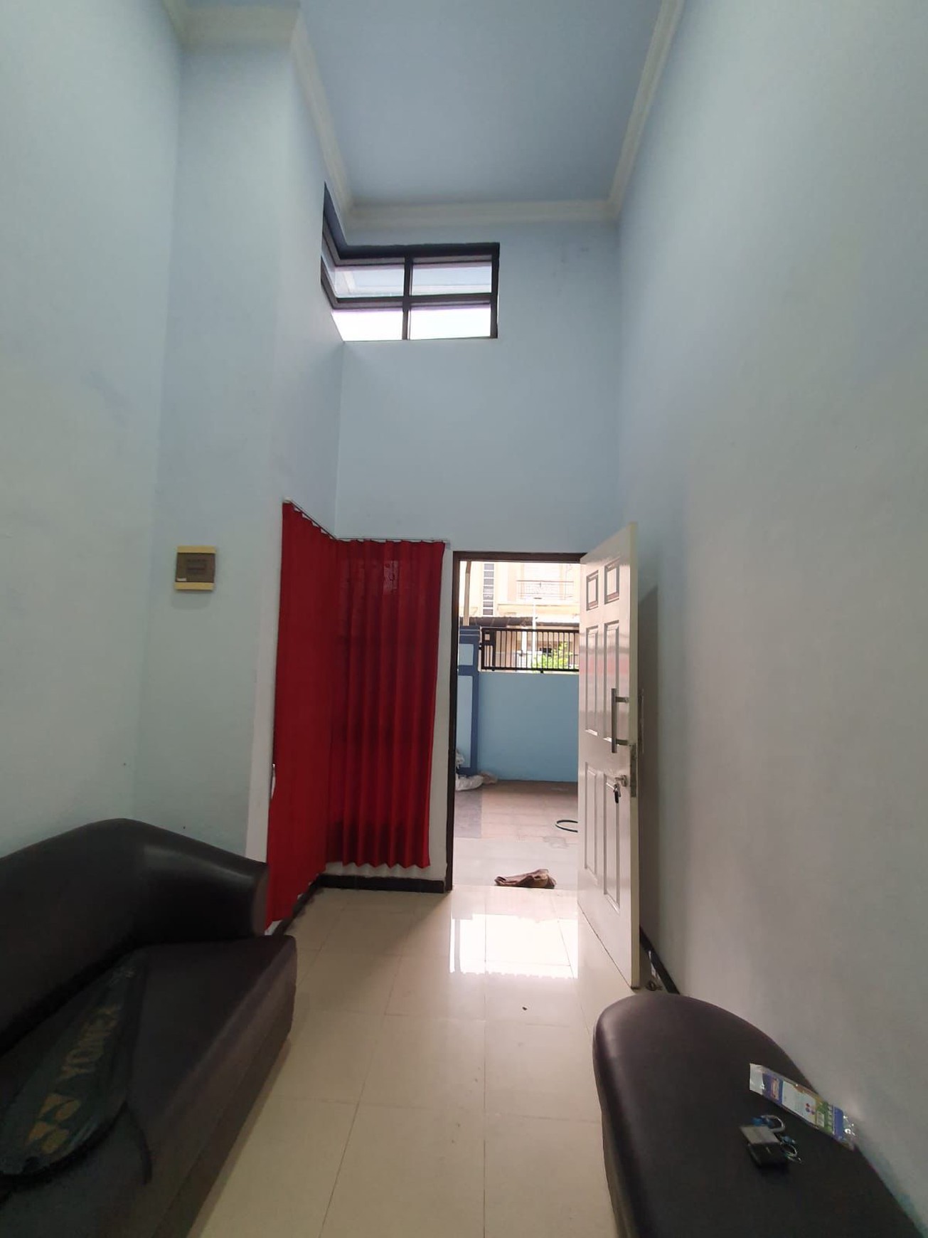 Rumah Dekat Kawasan Pusat Perbelanjaan di Pondok Mutiara Sidoarjo