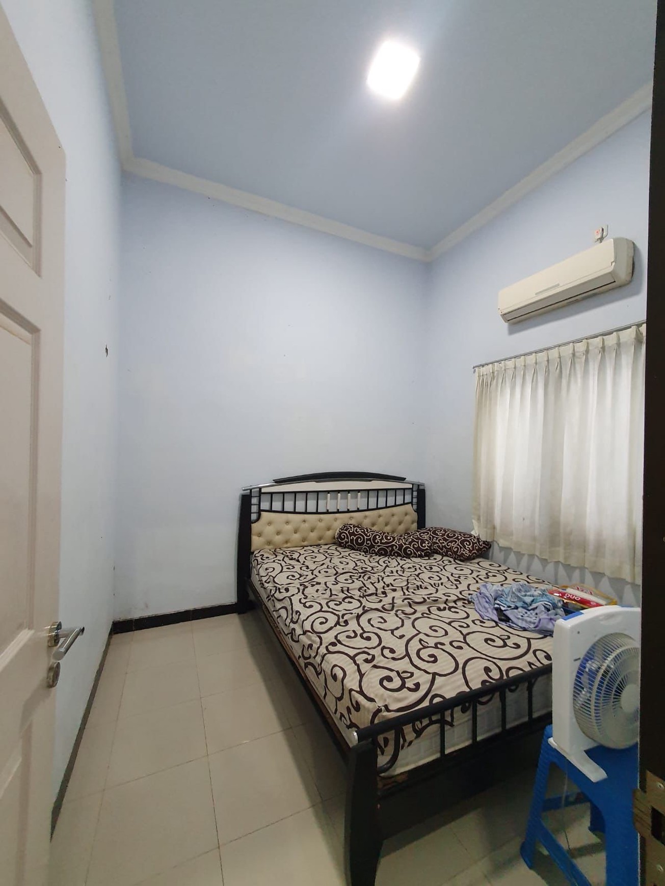 Rumah Dekat Kawasan Pusat Perbelanjaan di Pondok Mutiara Sidoarjo