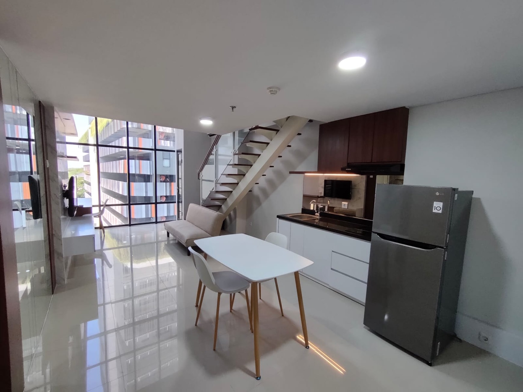Disewakan SOHO Apartemen Cornell UC Citraland Surabaya Barat