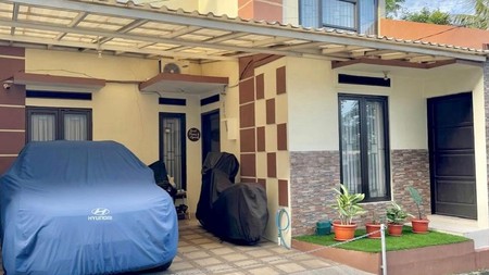 Rumah 2 Lantai, bagus, rapih dan Apik lokasi strategis  di Ciputat