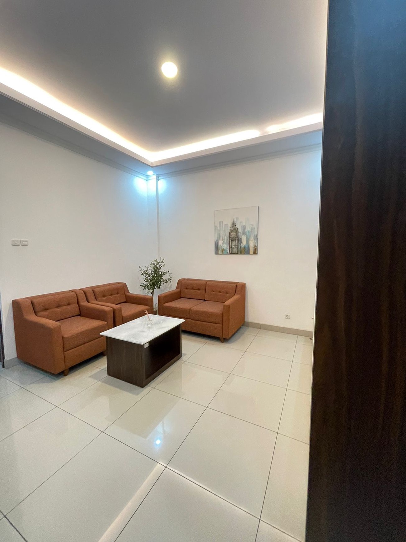  DISEWAKAN RUKO SIAP HUNI TERSEDIA LIFT DI LEBAK BULUS