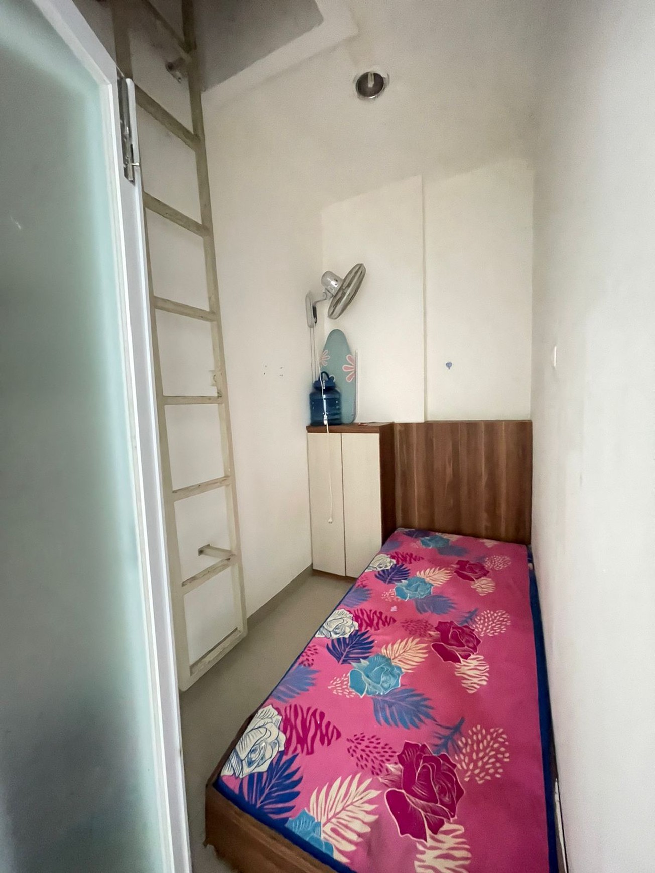  DISEWAKAN RUKO SIAP HUNI TERSEDIA LIFT DI LEBAK BULUS