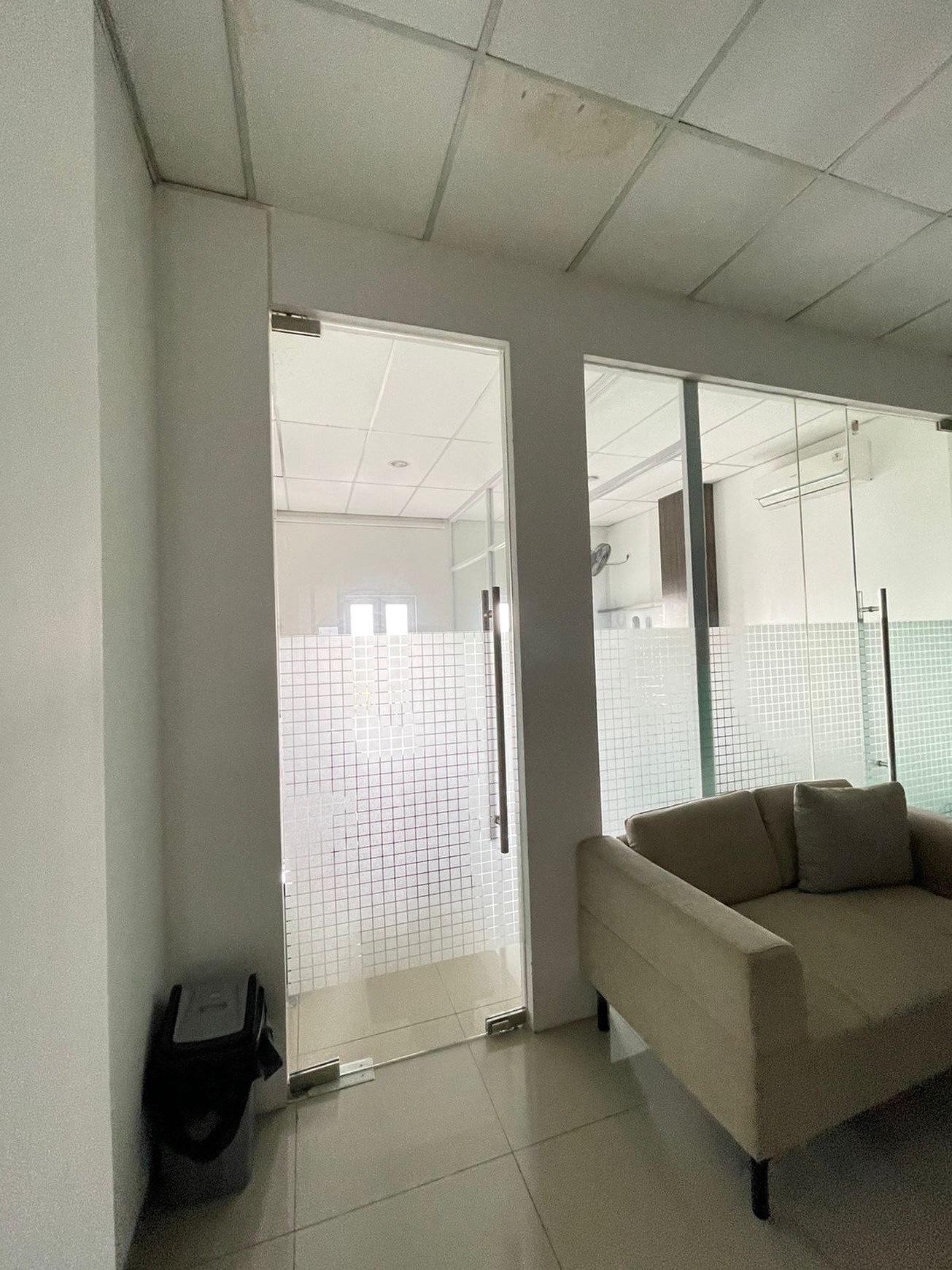 DISEWAKAN RUKO SIAP HUNI TERSEDIA LIFT DI LEBAK BULUS