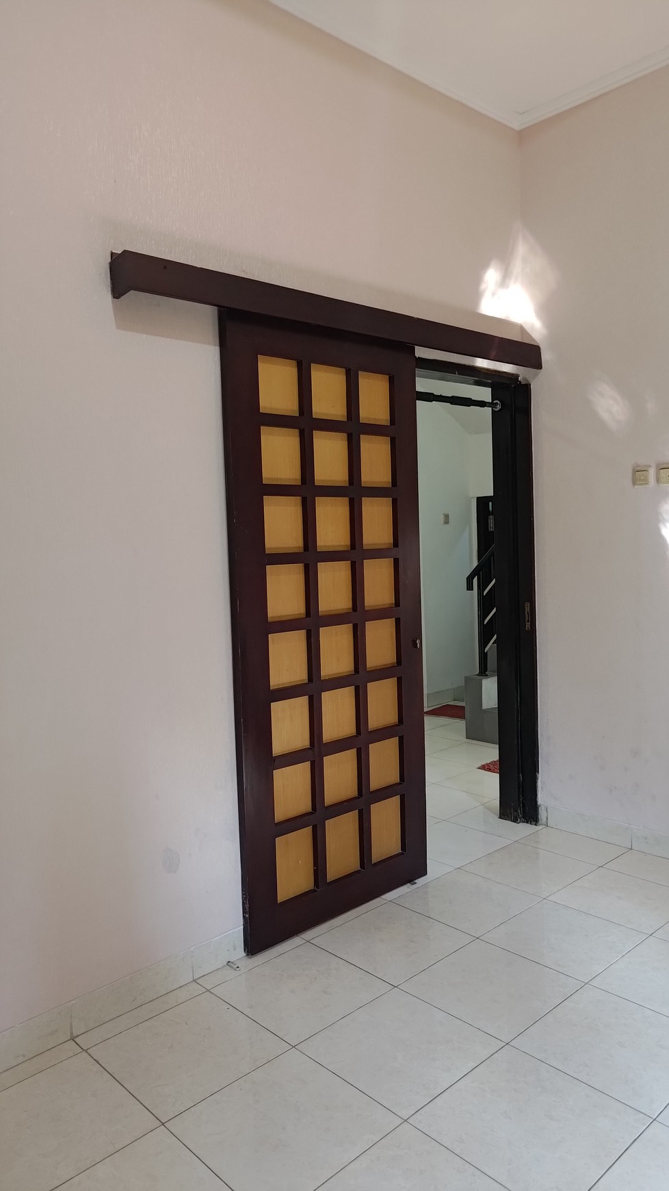 Rumah 2 lantai dalam Perum Lokasi Strategis Diarea Seturan Caturtunggal Depok Sleman