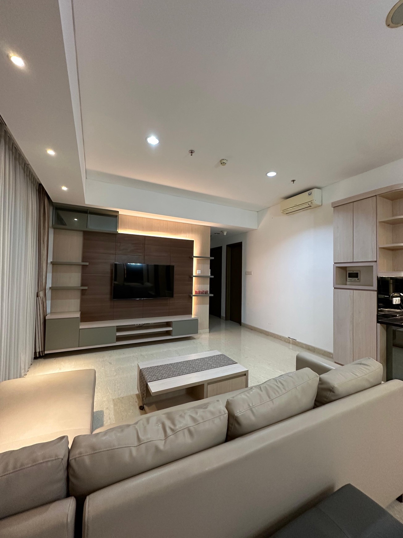 Apartemen Nyaman dan Strategis di One Park Avenue  Apartment 