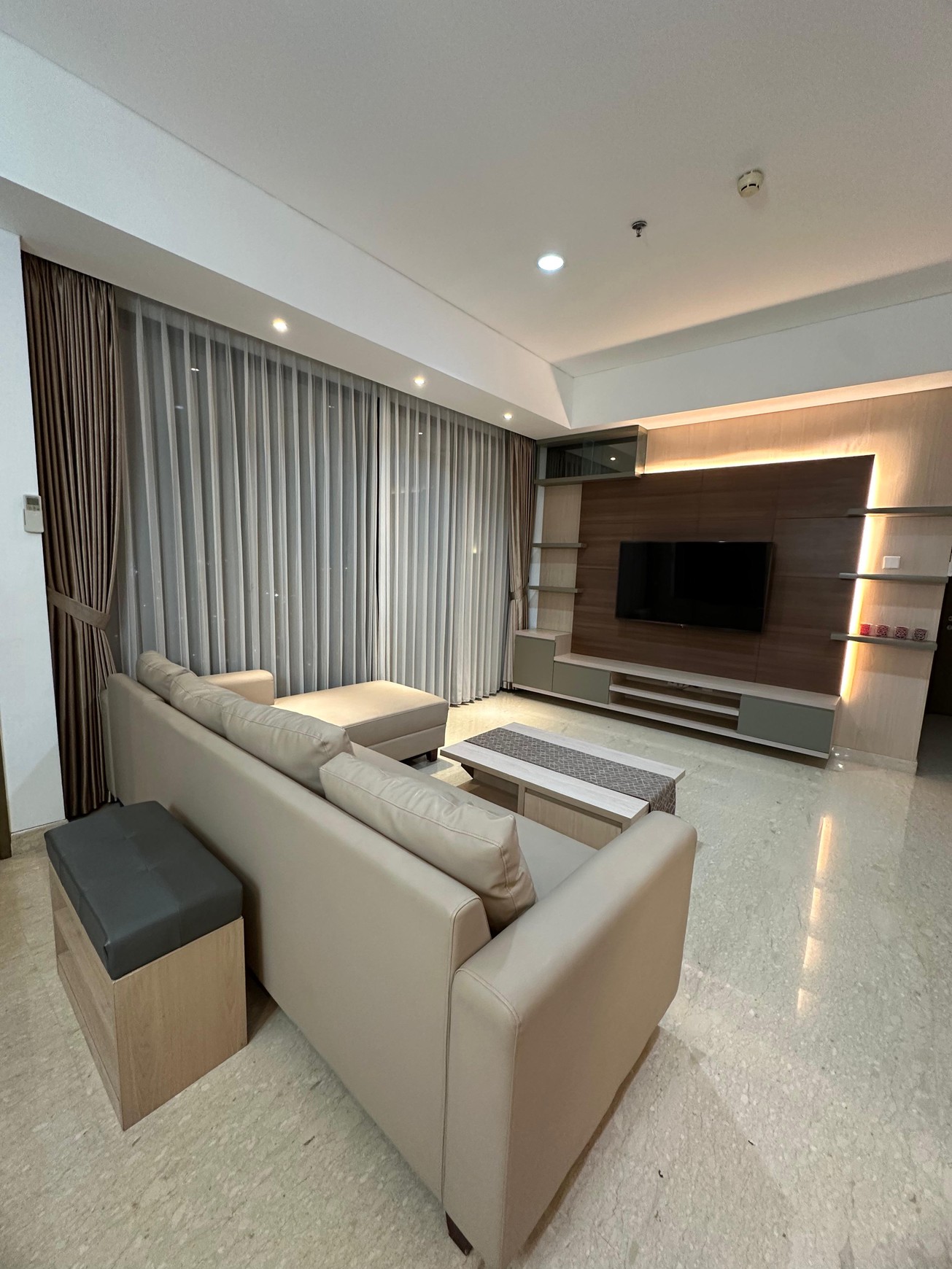 Apartemen Nyaman dan Strategis di One Park Avenue  Apartment 