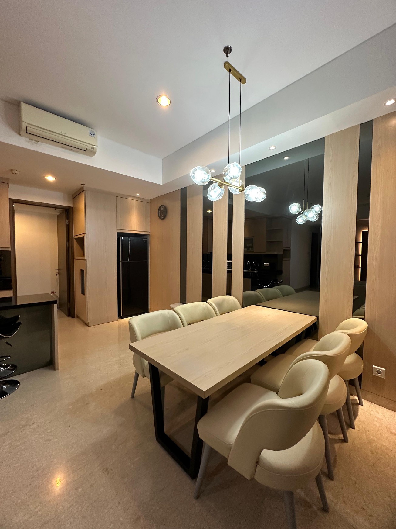 Apartemen Nyaman dan Strategis di One Park Avenue  Apartment 