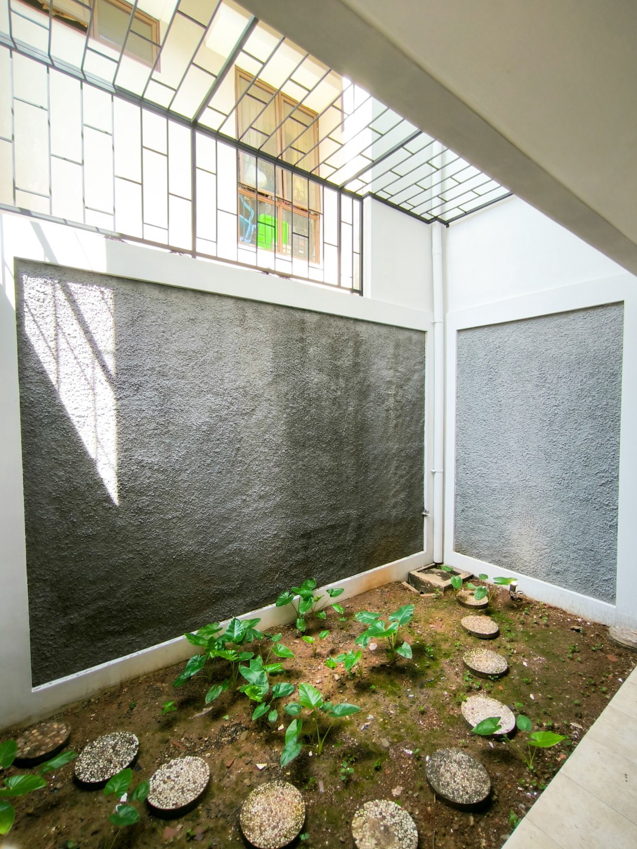 Rumah 2 Lantai,nyaman di Bintaro Jaya 9