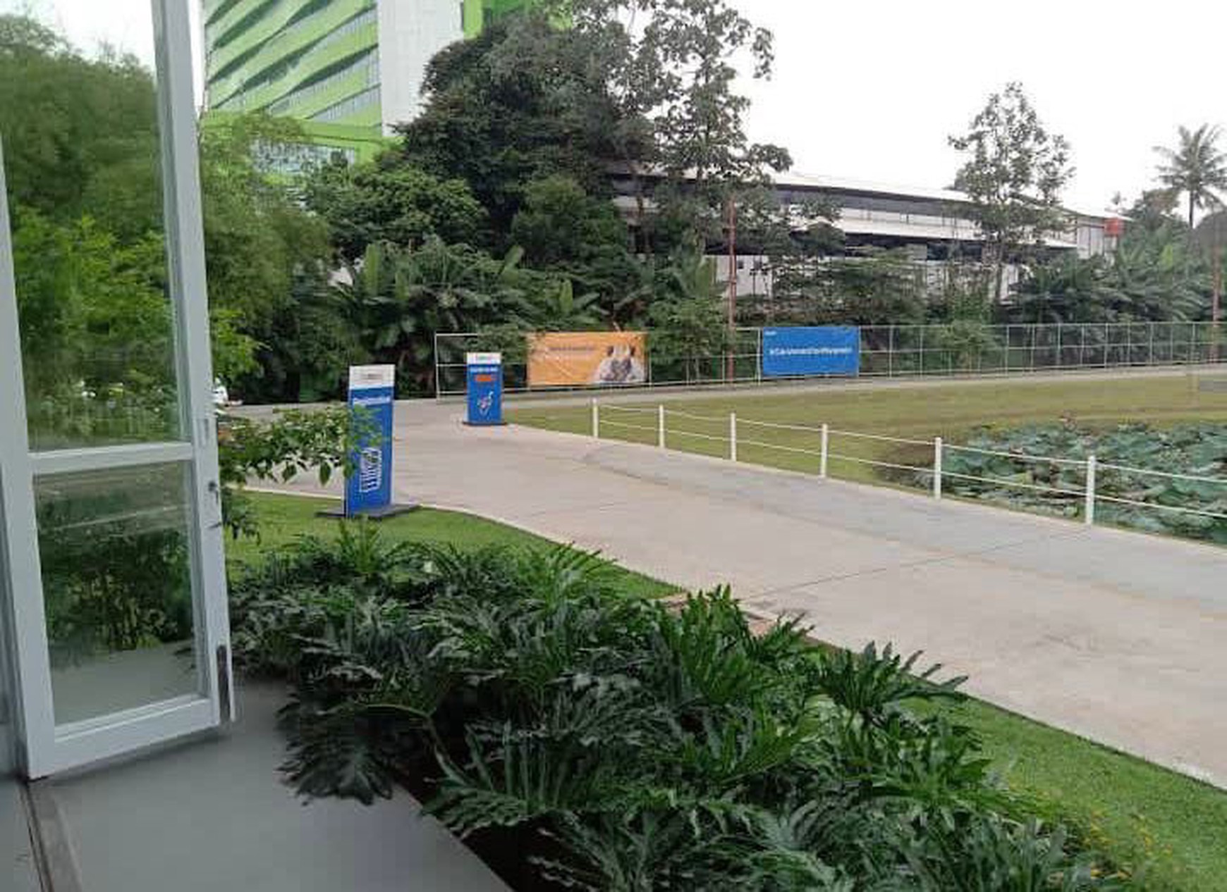 Dijual Lahan Luas Cocok Untuk Didirikan Tempat Usaha Dan Perumahan