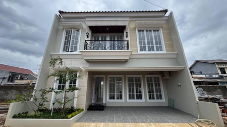 Cinere rumah brandnew dekat pintu tol desari free biaya2