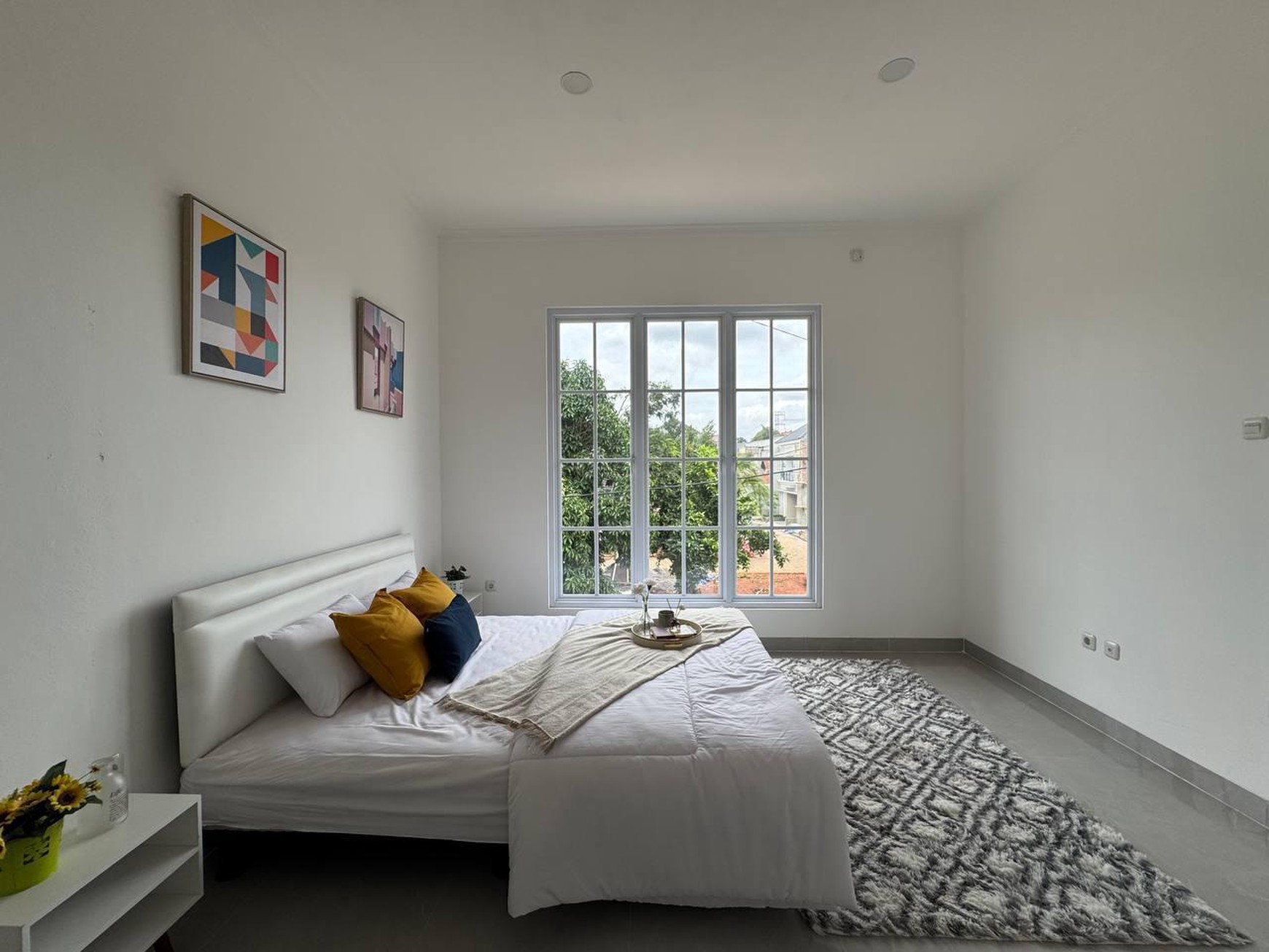 Cinere rumah brandnew dekat pintu tol desari free biaya2