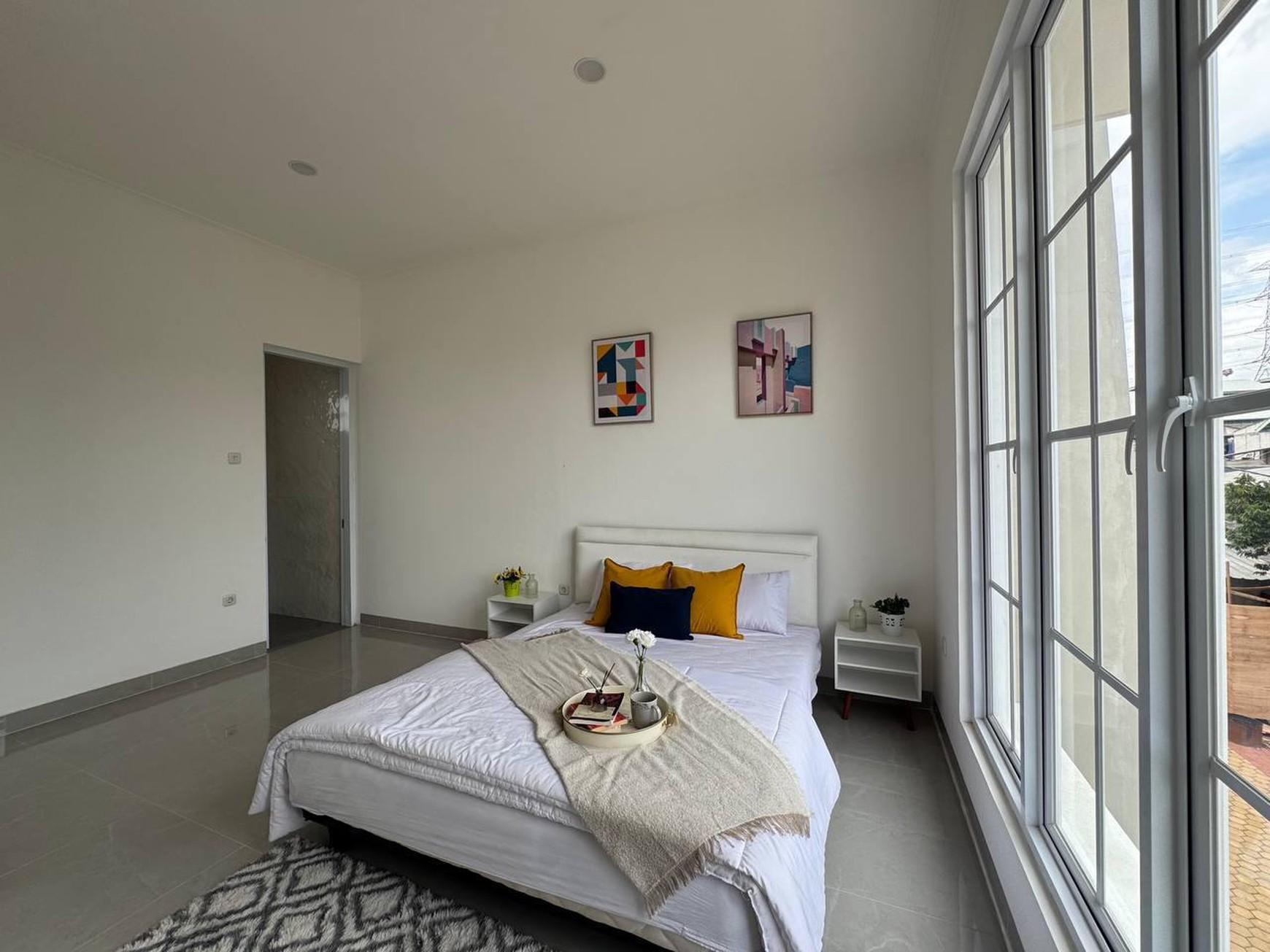 Cinere rumah brandnew dekat pintu tol desari free biaya2