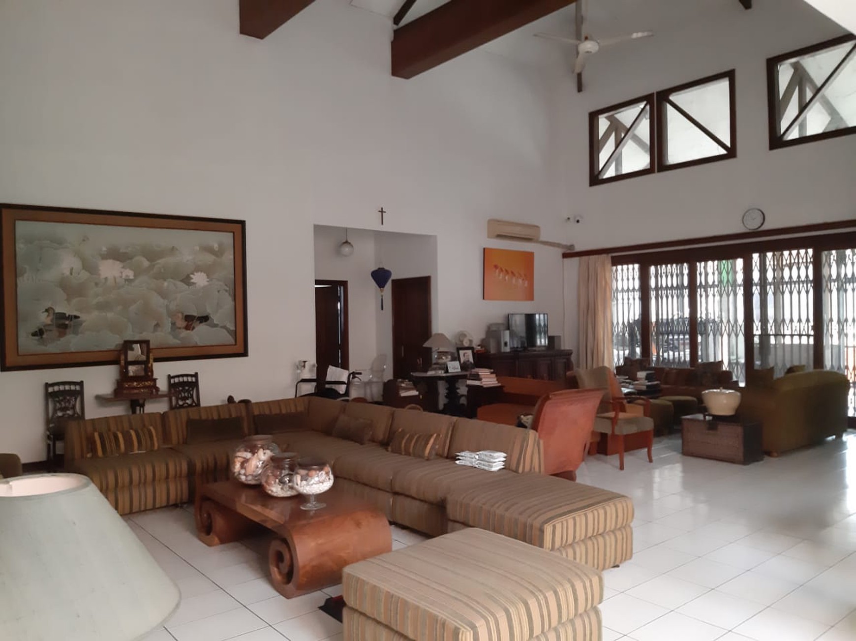 Rumah Bagus Siap Huni dan Asri di Jl Cempaka, Pesanggrahan, Jakarta Selatan