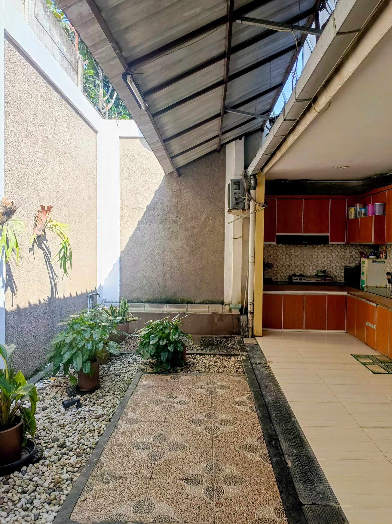 Rumah Bagus Terawat dan Asri di Discovery Conserva, Bintaro Jaya Sektor 9