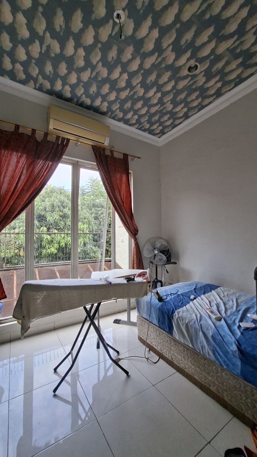 Rumah HOOK di Bintaro Jaya Sektor 9 SHM dalam Cluster KT 5+2 KM 4+2