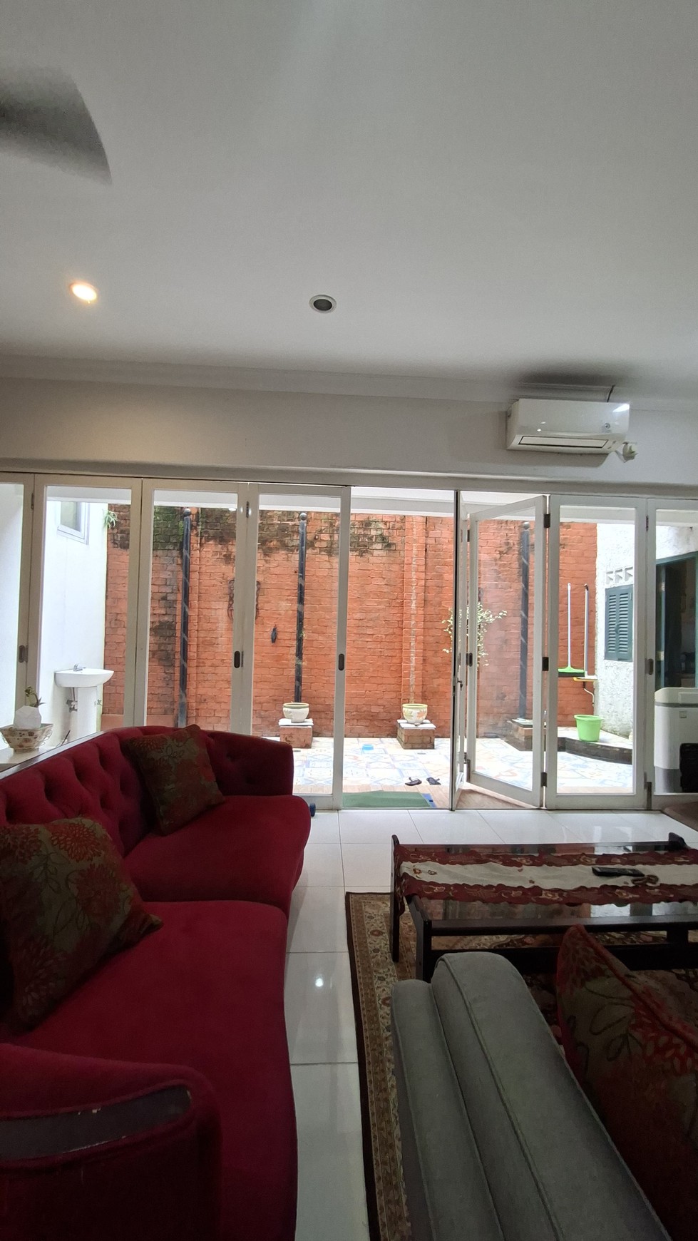 Rumah HOOK di Bintaro Jaya Sektor 9 SHM dalam Cluster KT 5+2 KM 4+2