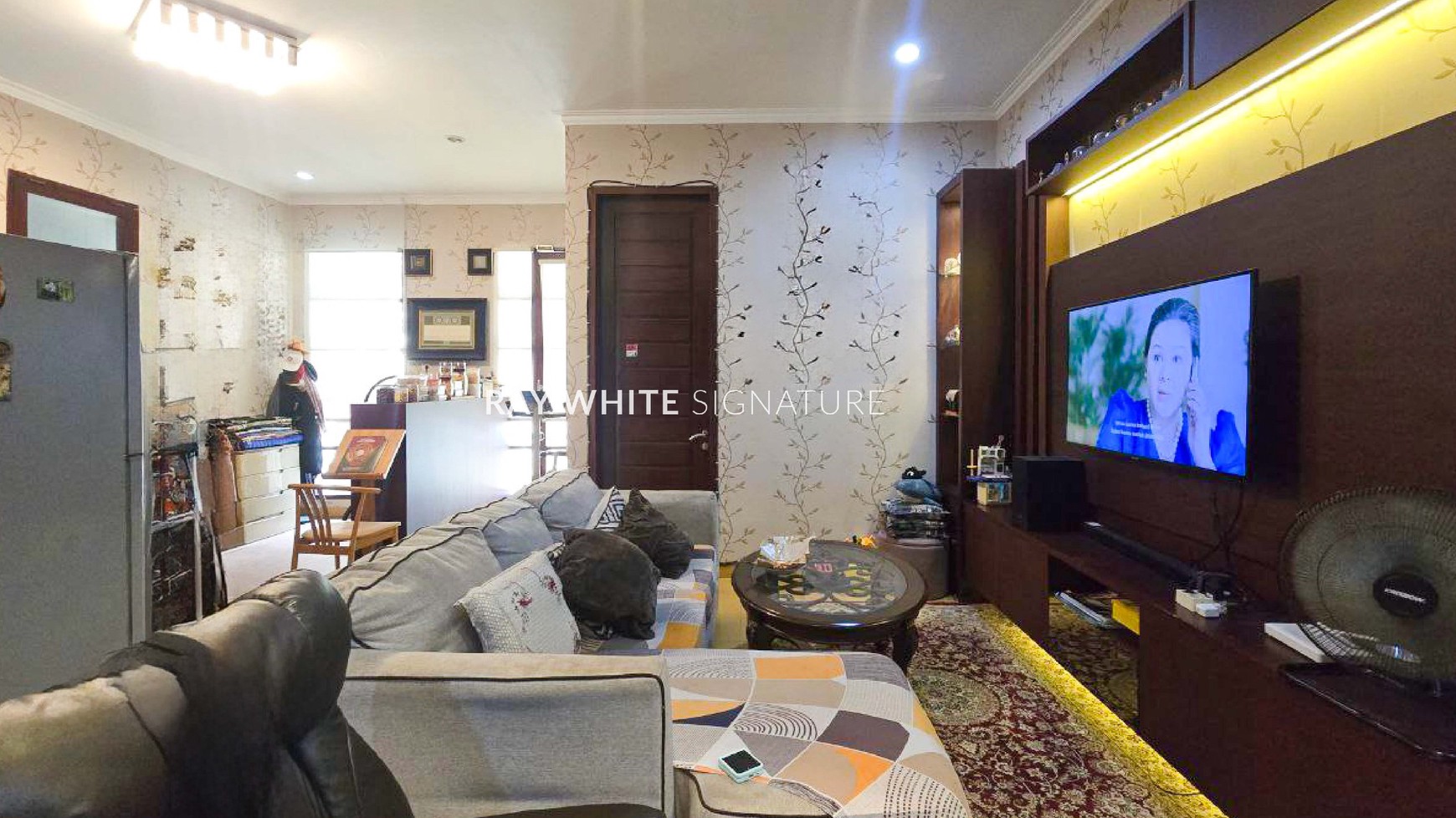 Dijual Rumah Posisi Hook Lokasi Prime di Jl Panglima Polim V