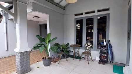 Rumah Siap Huni dengan Hunian Nyaman dan Asri di Ciputat
